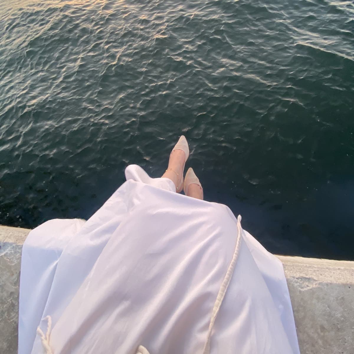 ℐ𝓂𝒶𝓃𝒾 🦢
