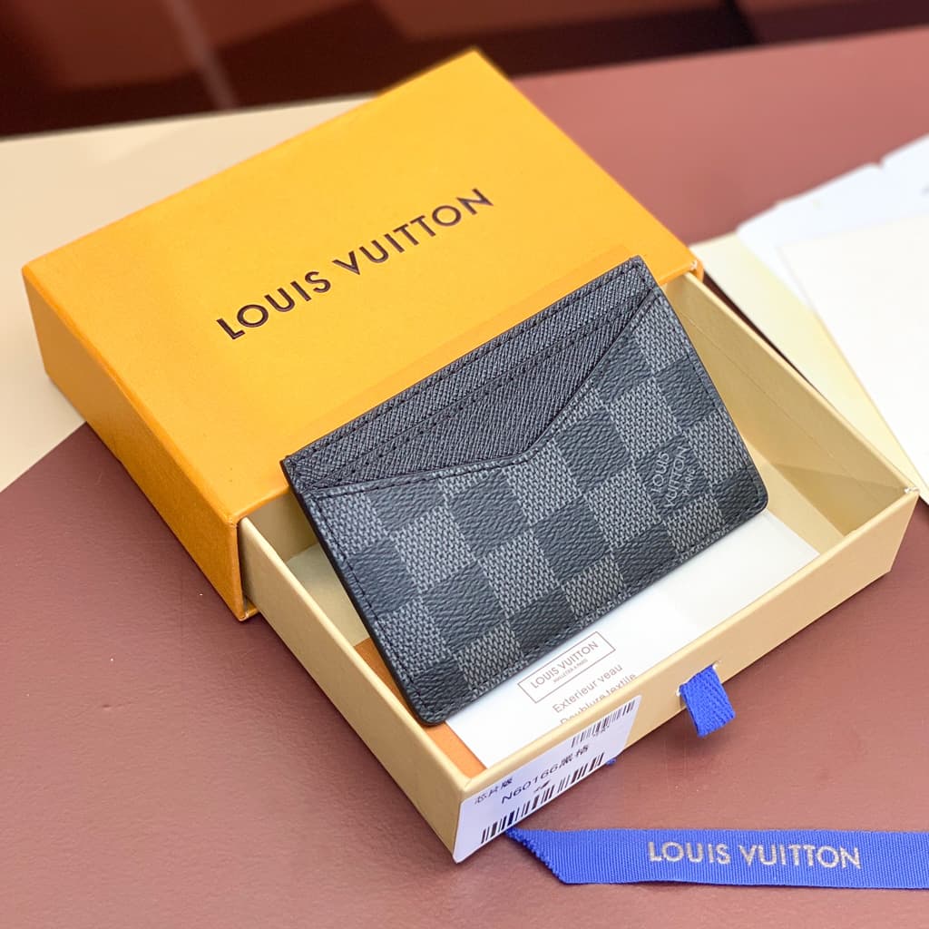 Louis Vuiton Card Holder