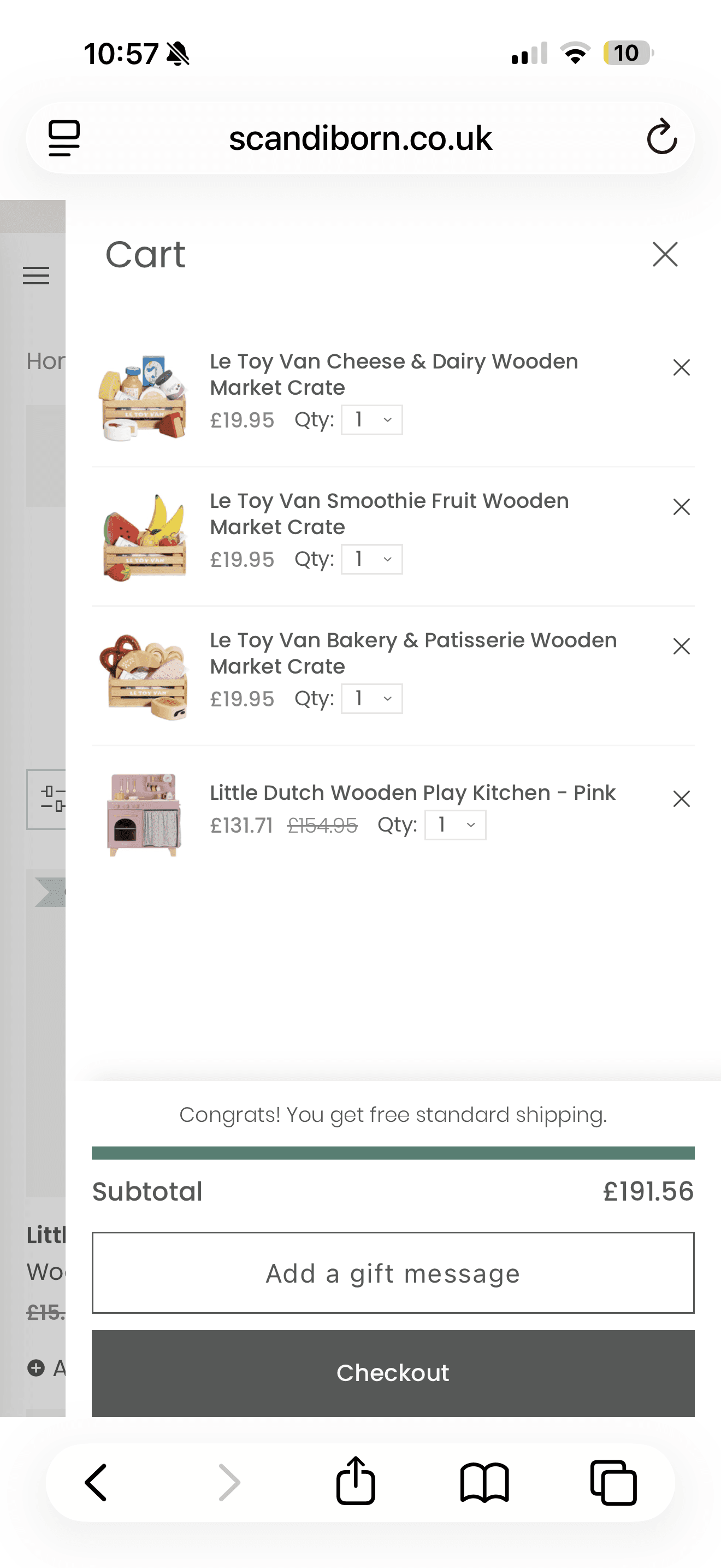Play kitchen and accessories