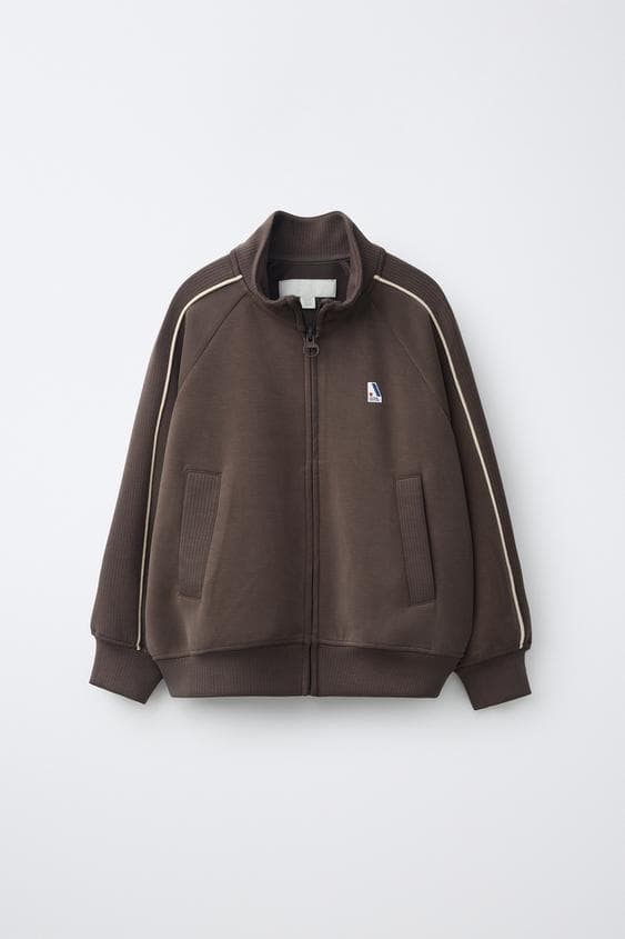 SPORTY CONTRAST-TRIM JACKET