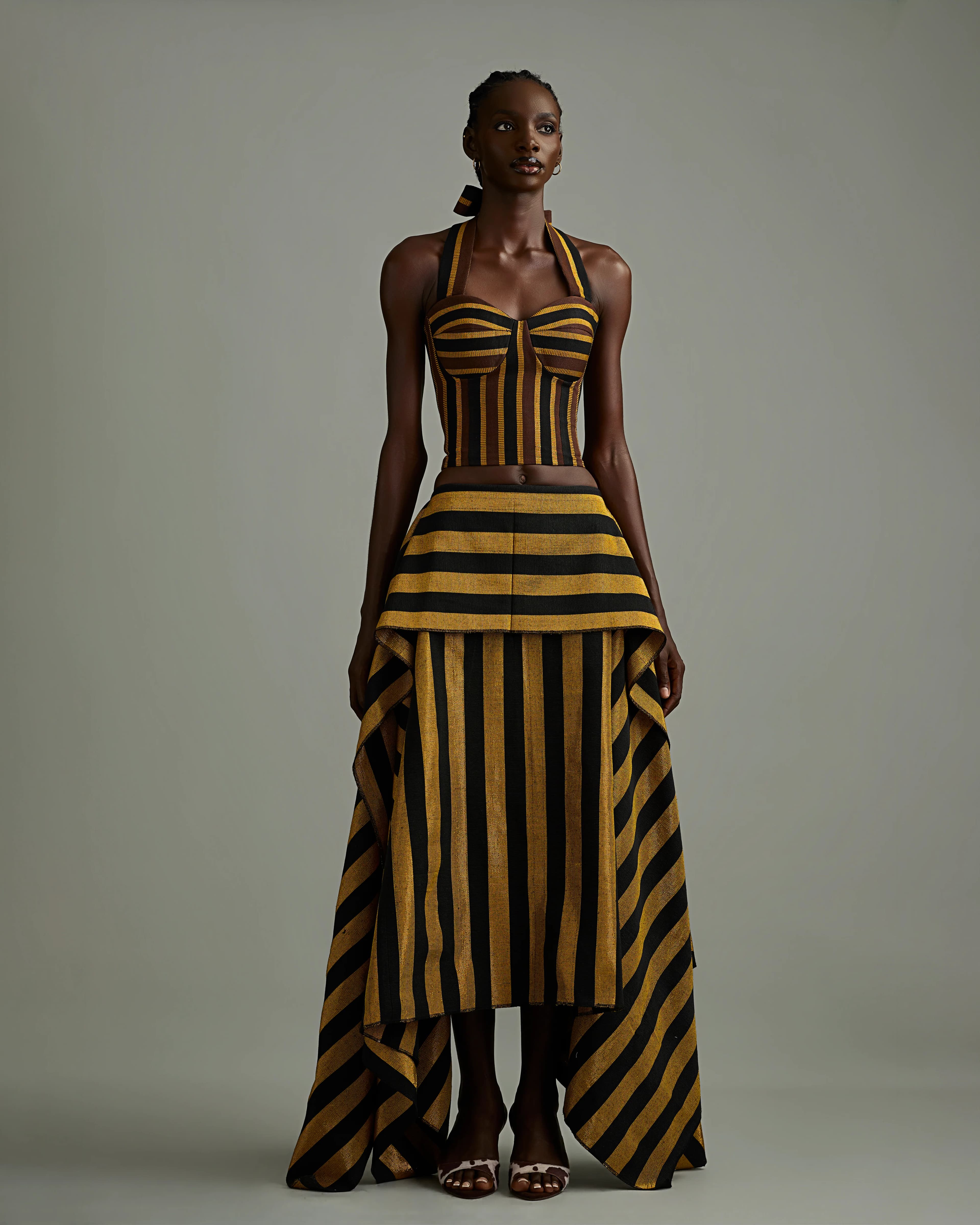 Ure woven Skirt in Gold