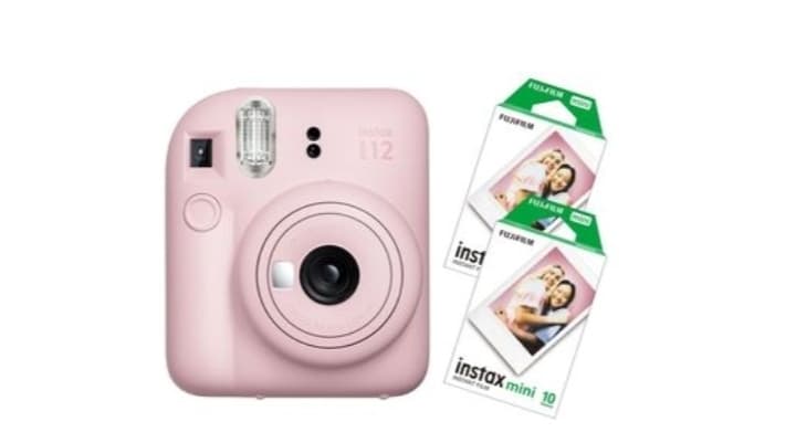 IFujifilm Instax Mini 12 Camera + 2 Films