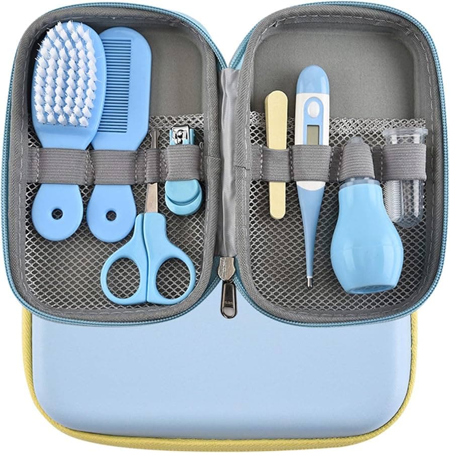 Kit de cuidado e higiene (cepillo, peine, cortaúñas, termómetro de baño)