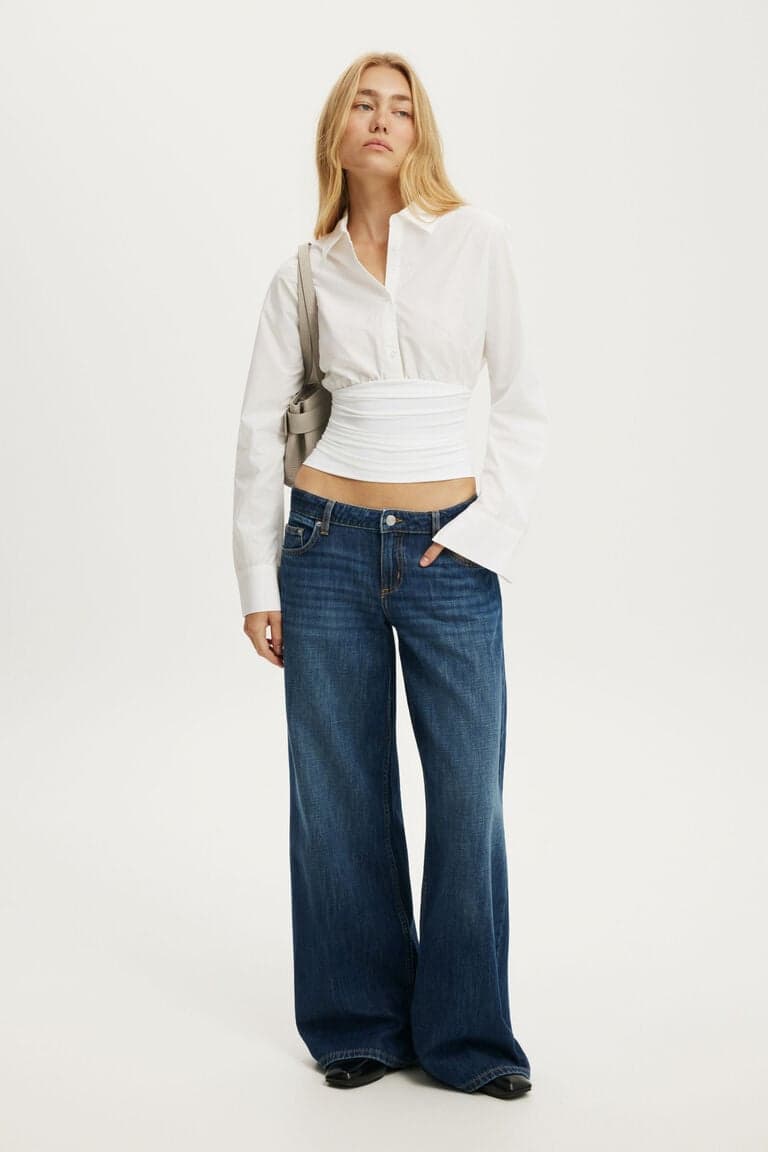 Women’s White Blusa - Drew Rouched Long Sleeve Shirt | Cotton On Brazilicon/flag/ukUAE Flag biggericon/flag/ukUAE Flag bigger