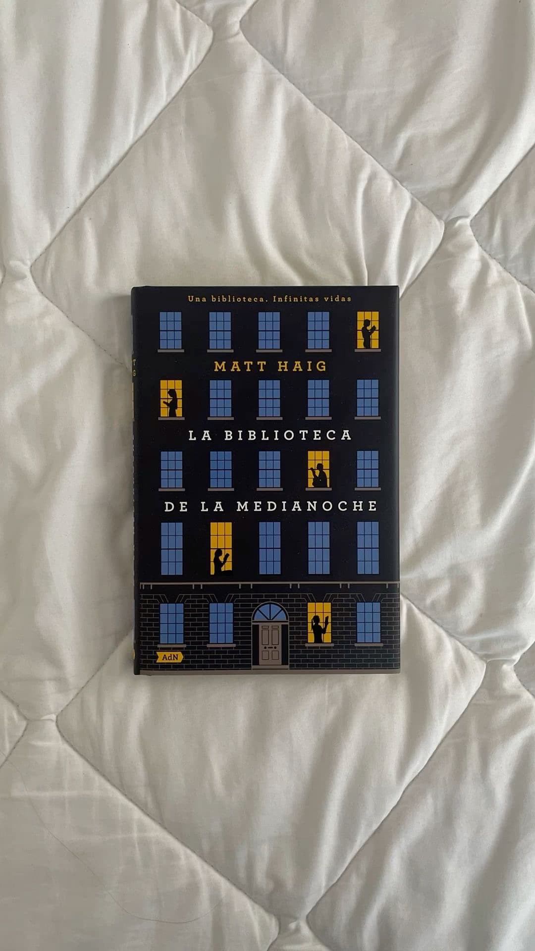 LIBRO: La biblioteca de medianoche