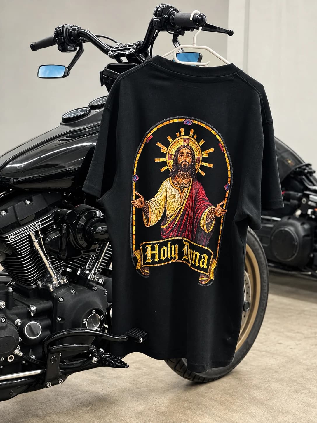 Holy Dyna