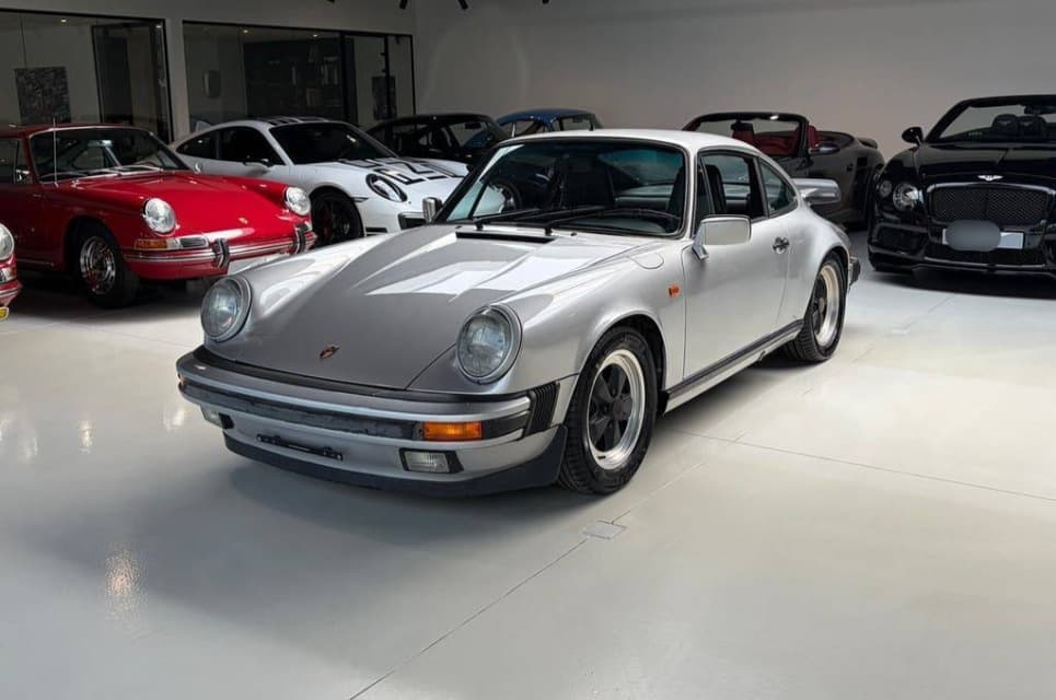Porsche 911 Carrera 3.2 z roku 1987 - Česká republika